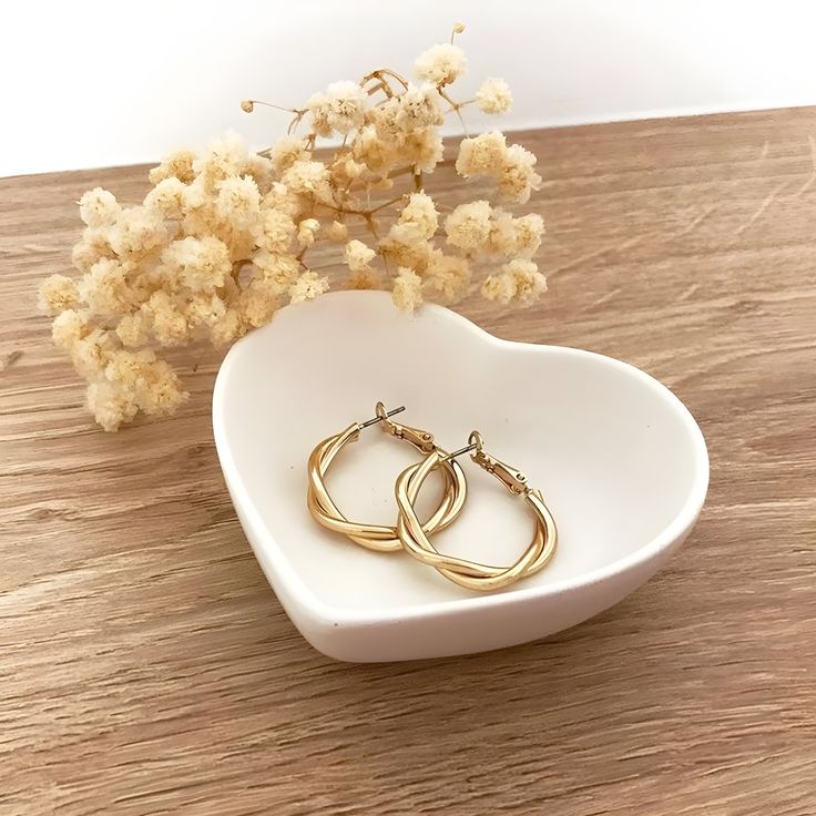 mini heart tray