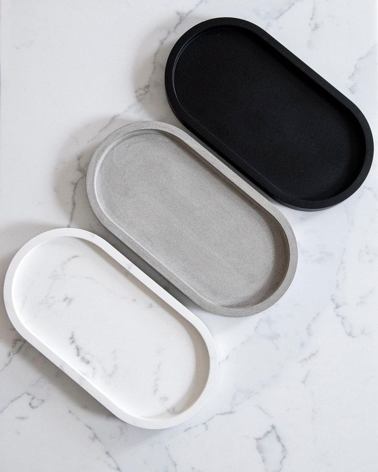 oval tray