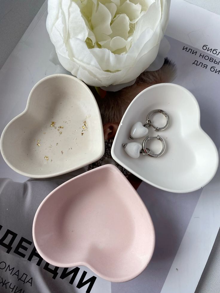 mini heart tray