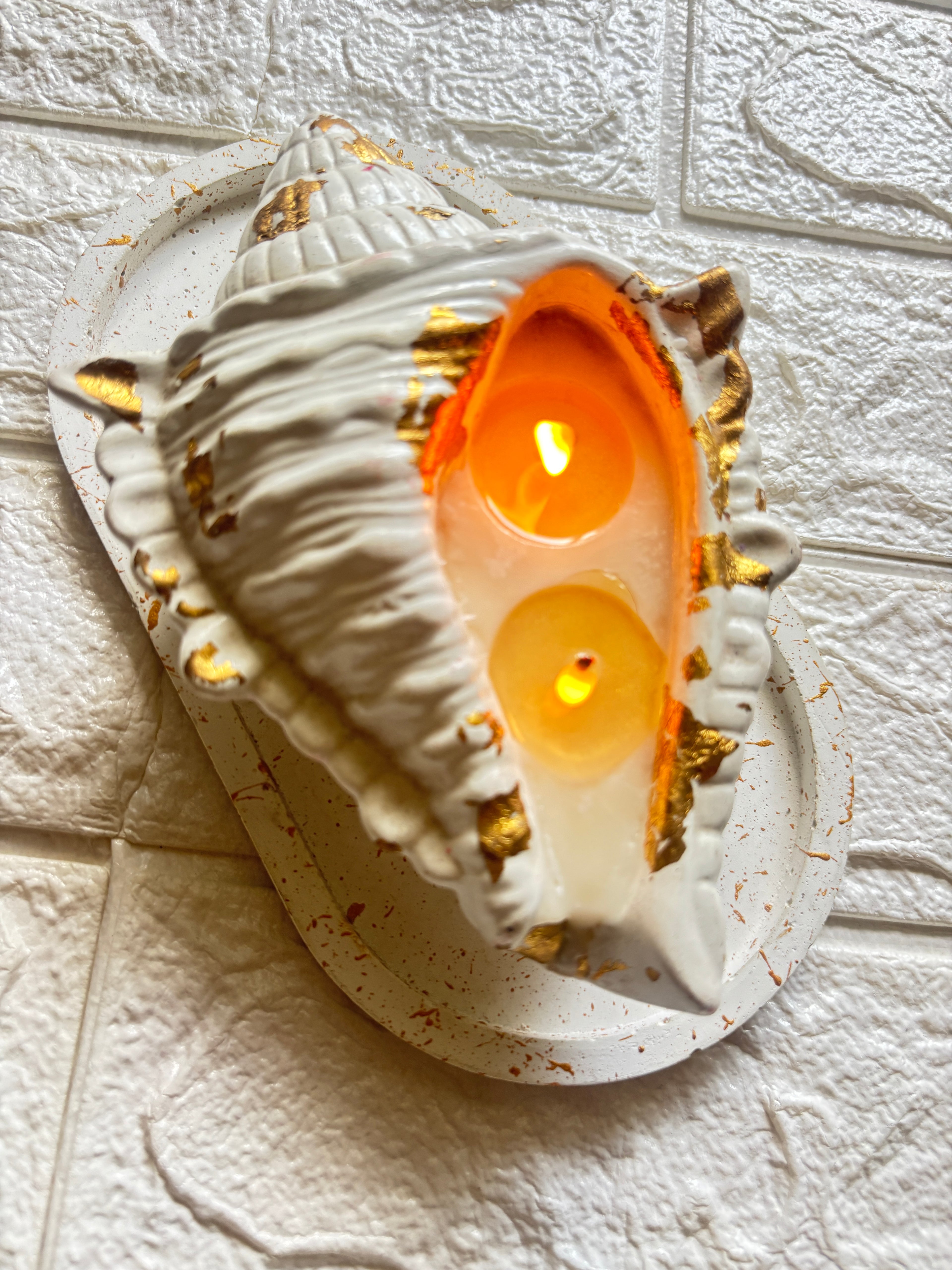 Golden Shank candle