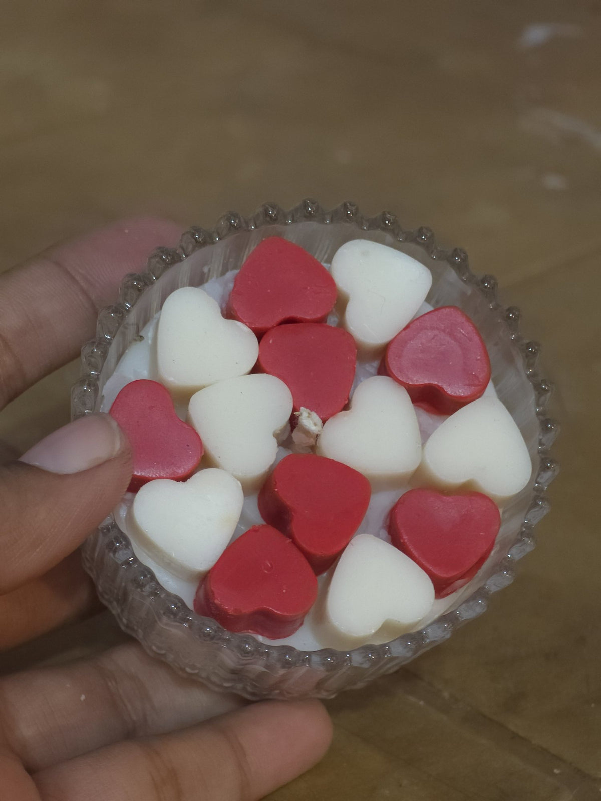 Heart Bowl Candle - Red & White – view 3