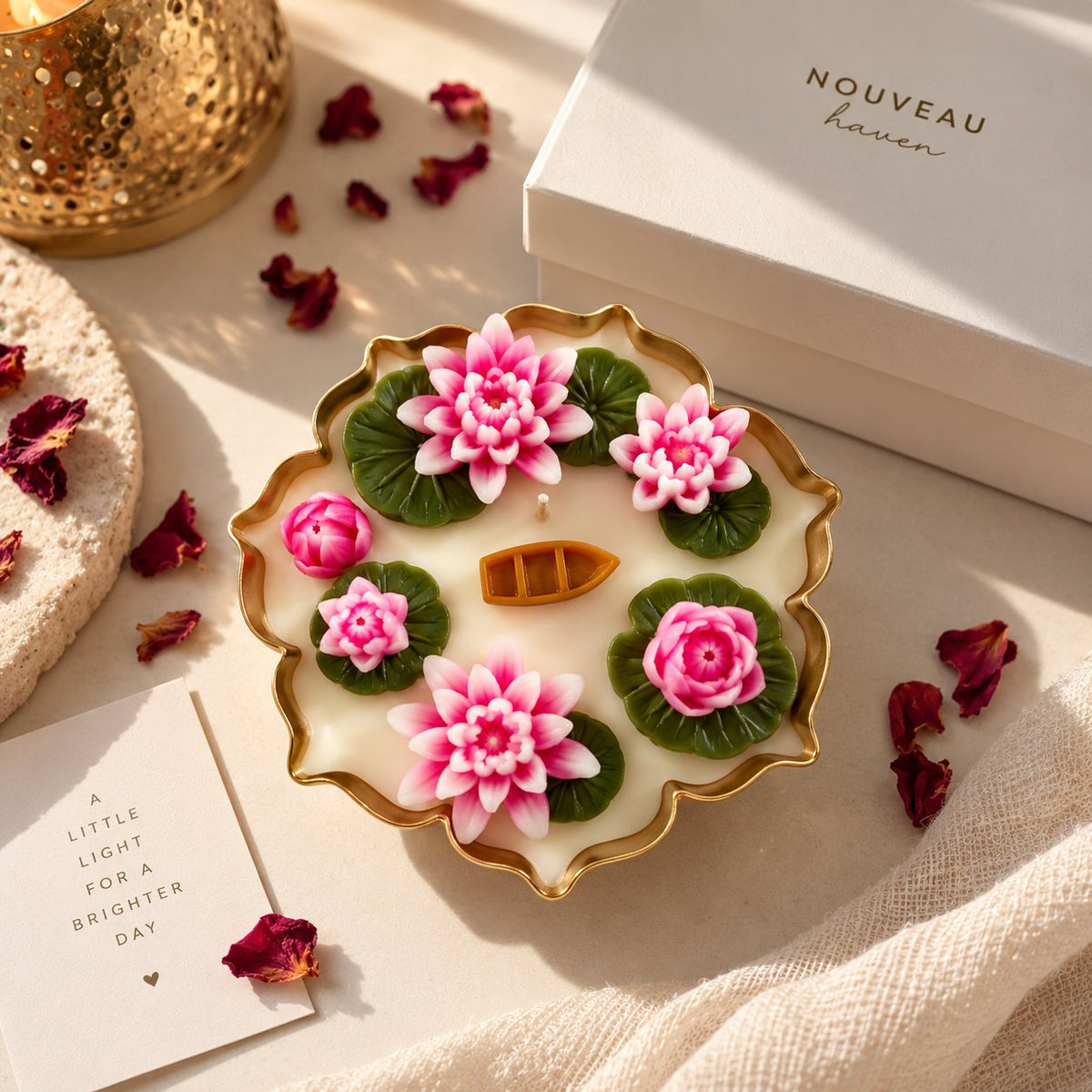 Lotus and Lily Urli Candle – view 3